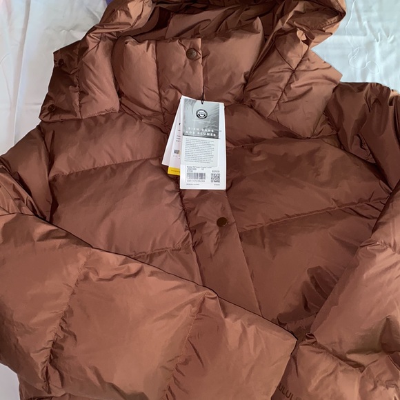 Lululemon Wunder Puff Super-Cropped Jacket
Roasted Brown - Picture 7 of 10